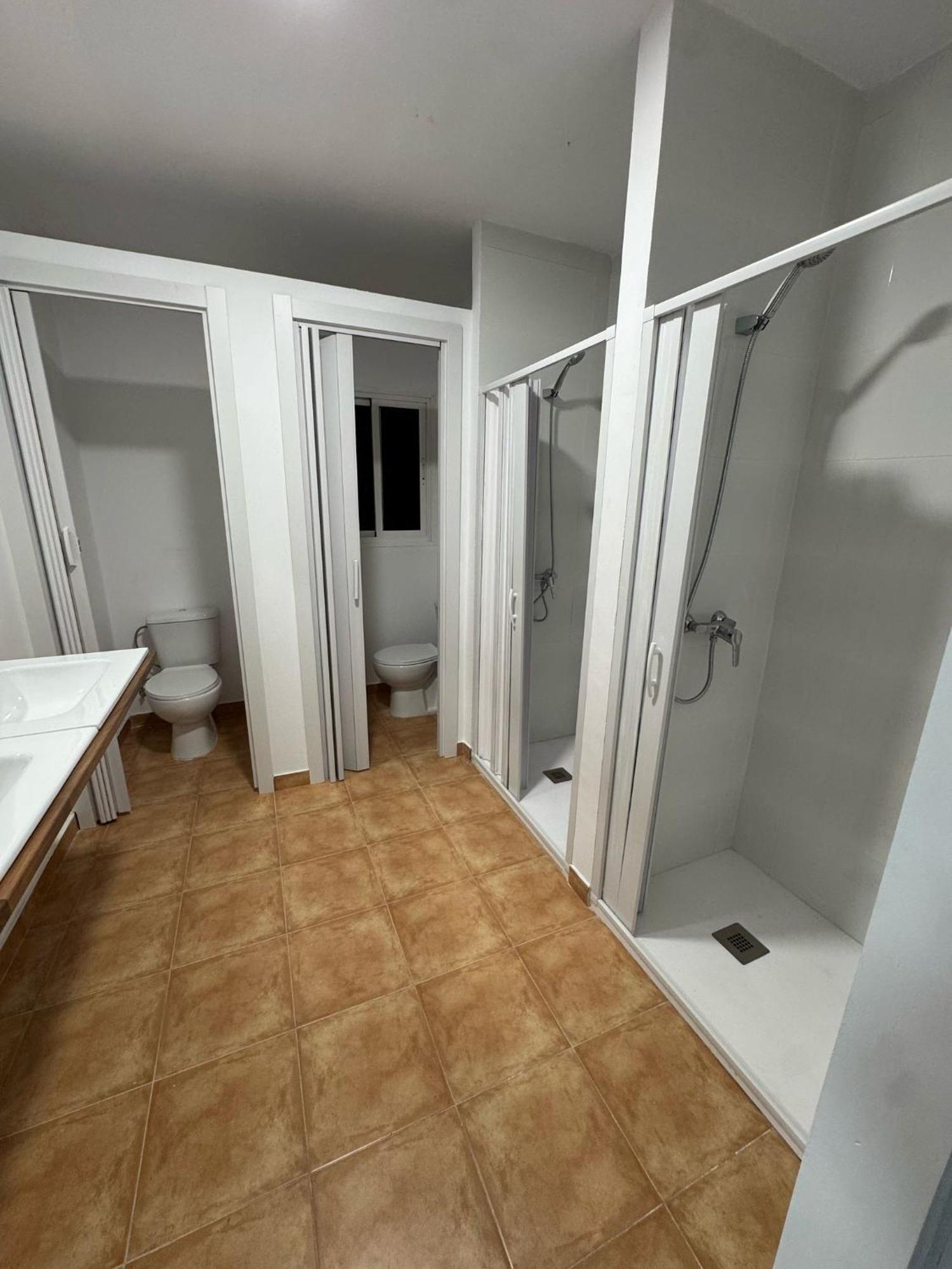 Apartamento De Habitaciones Privadas En El Centro De マラガ エクステリア 写真